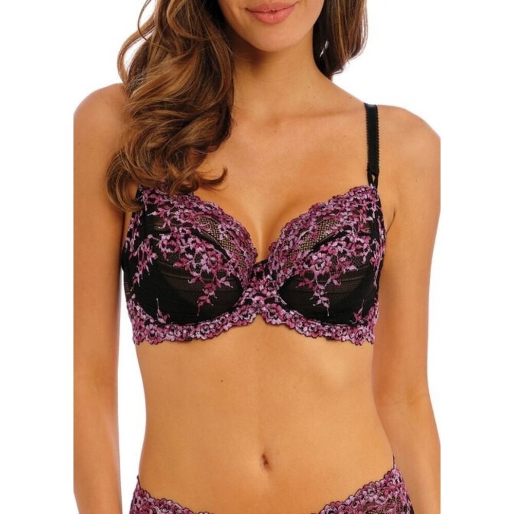 Wacoal Womens 34C Embrace Lace Unlined Underwire Bra Black Berry Multi NEW